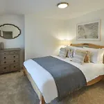 Host & Stay - Dunsley Chapel